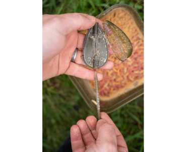Preview: Korum Camo Grub Feeder L 60g
