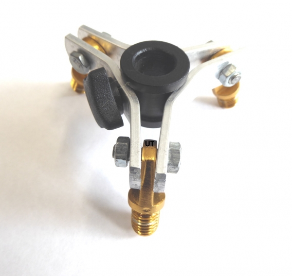 Das Fängt Flexibler Dreibein Adapter